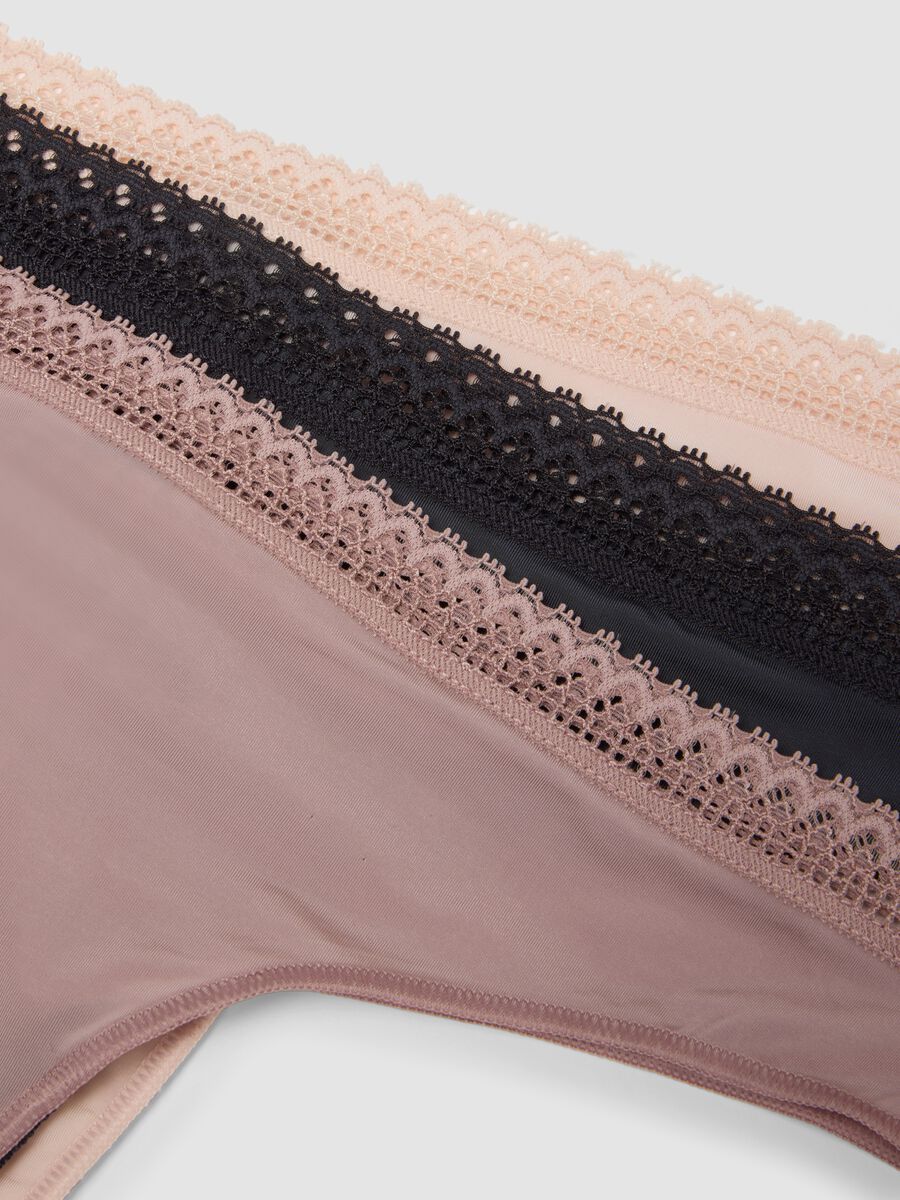 3-pack of multicolour Brazilian briefs with lace trim_5