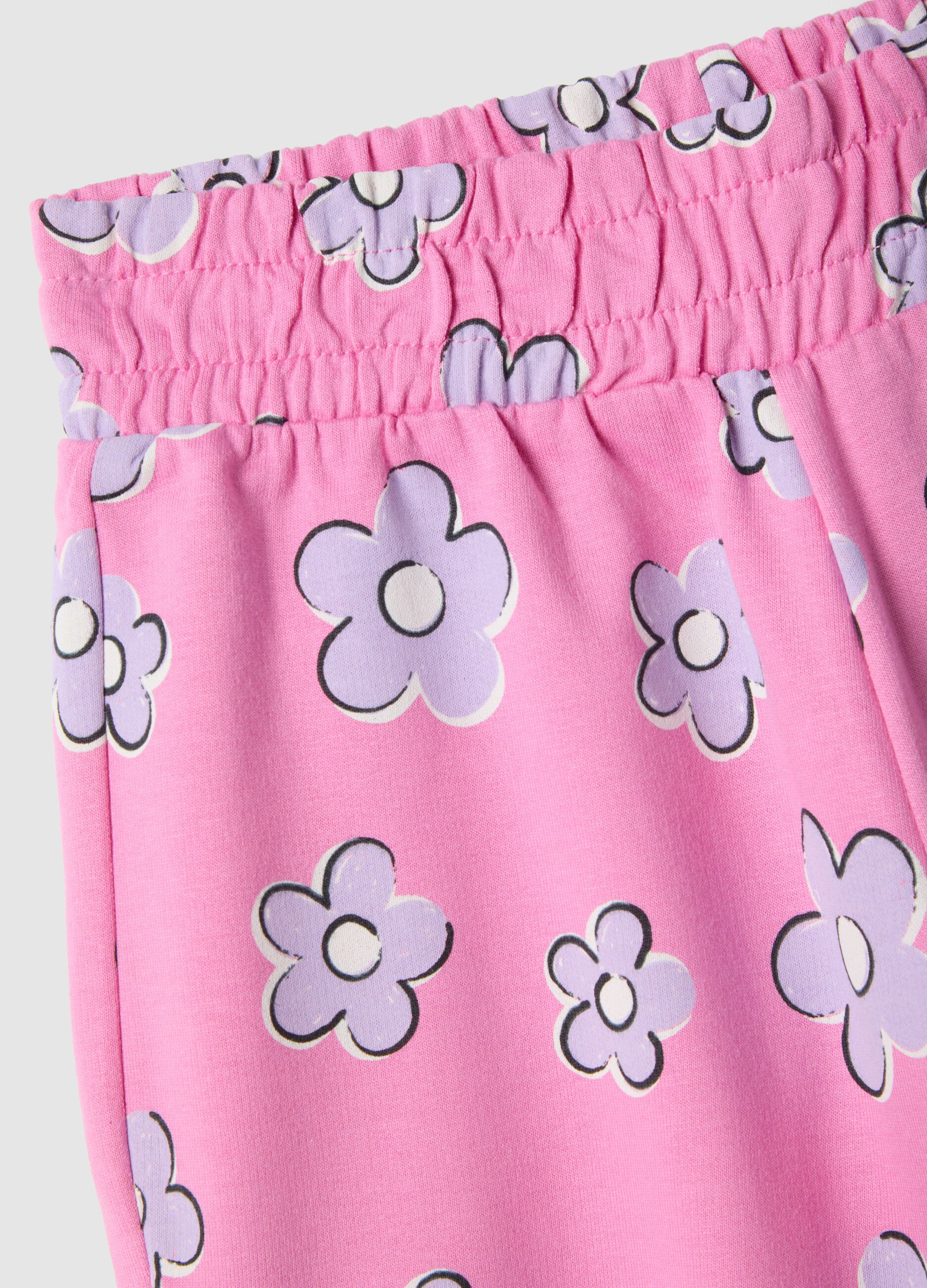 Girls' regular fit pink pure cotton shorts with flowers