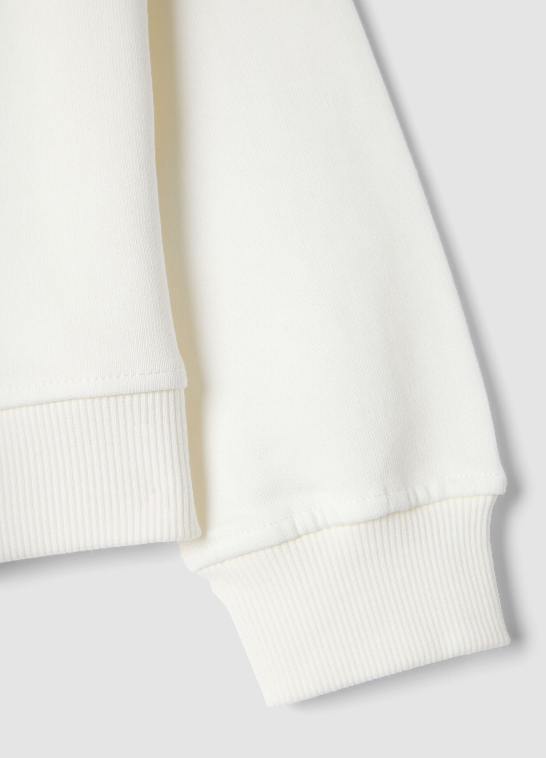 Girls' white pure cotton sweatshirt regular fit with floral embroidery