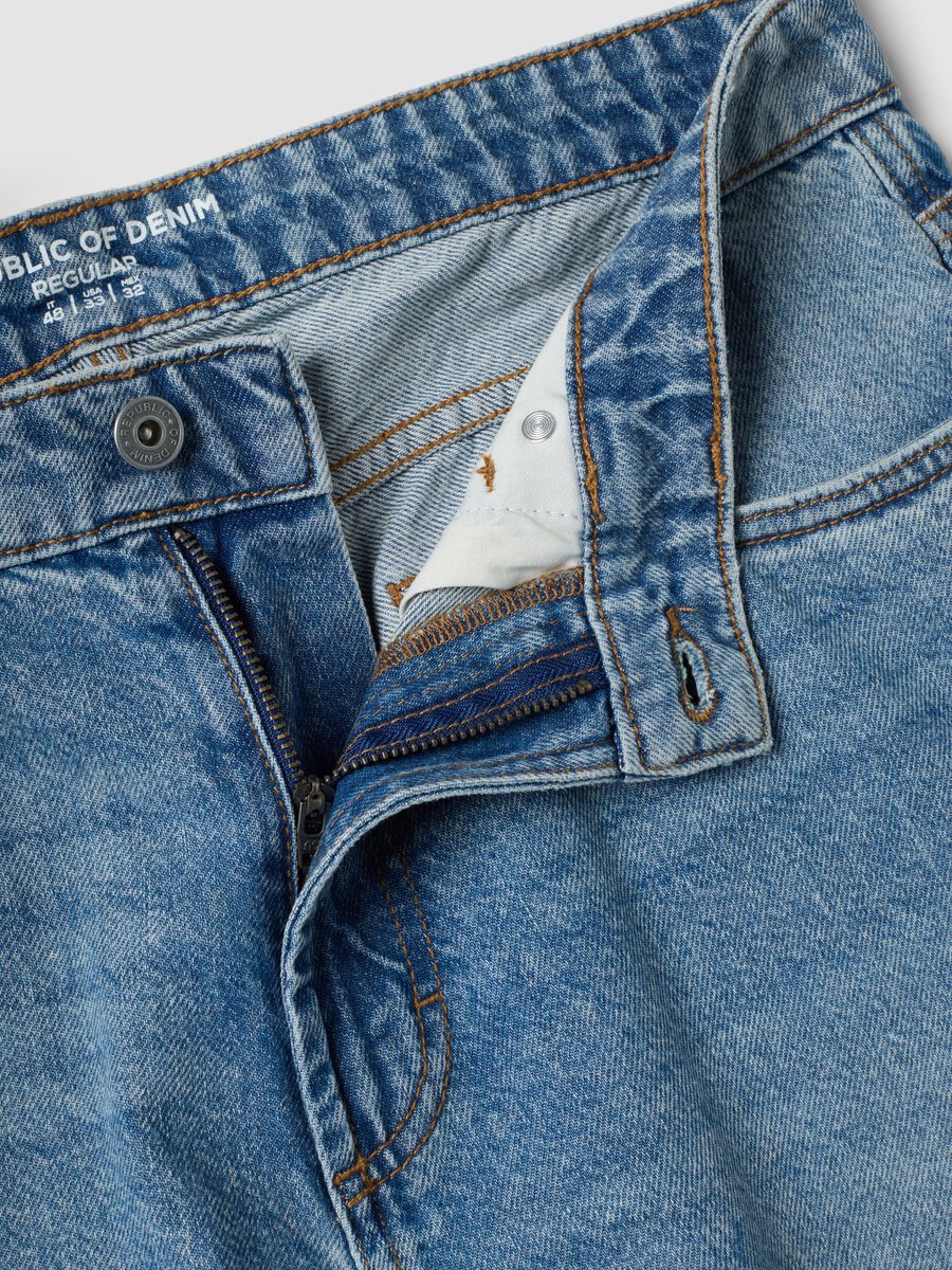 Regular-fit denim jeans in pure cotton_6