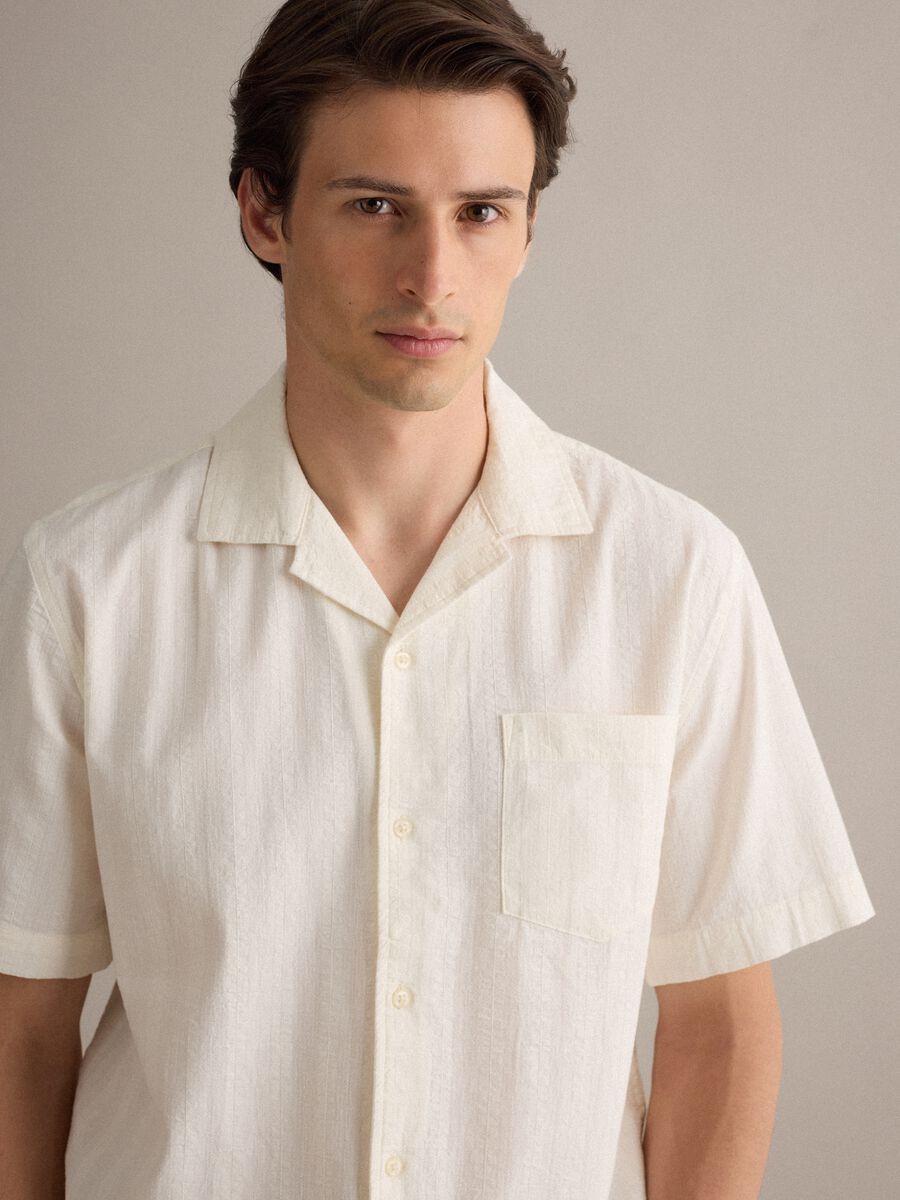 White pure lyocell bowling-collar shirt, regular fit_2