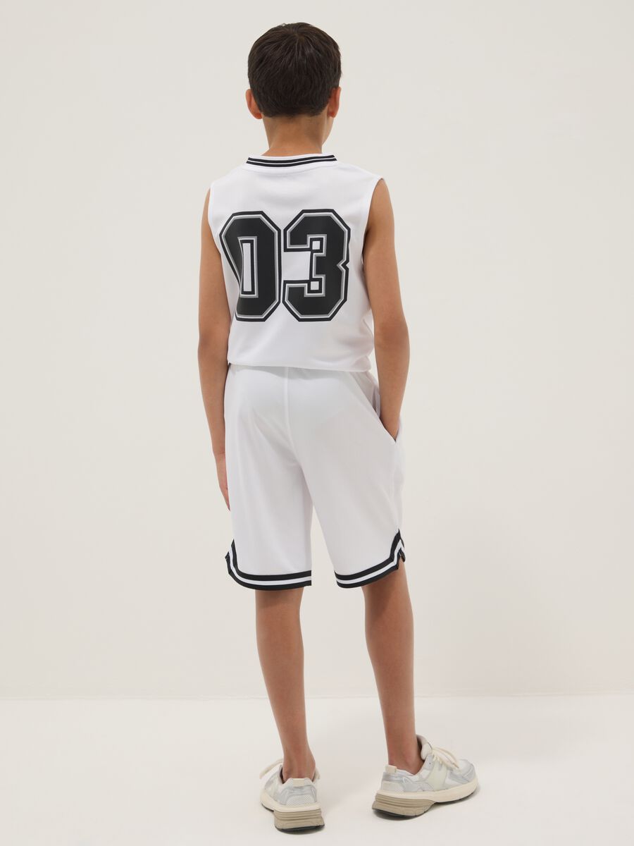 White shorts with elasticated waist_1