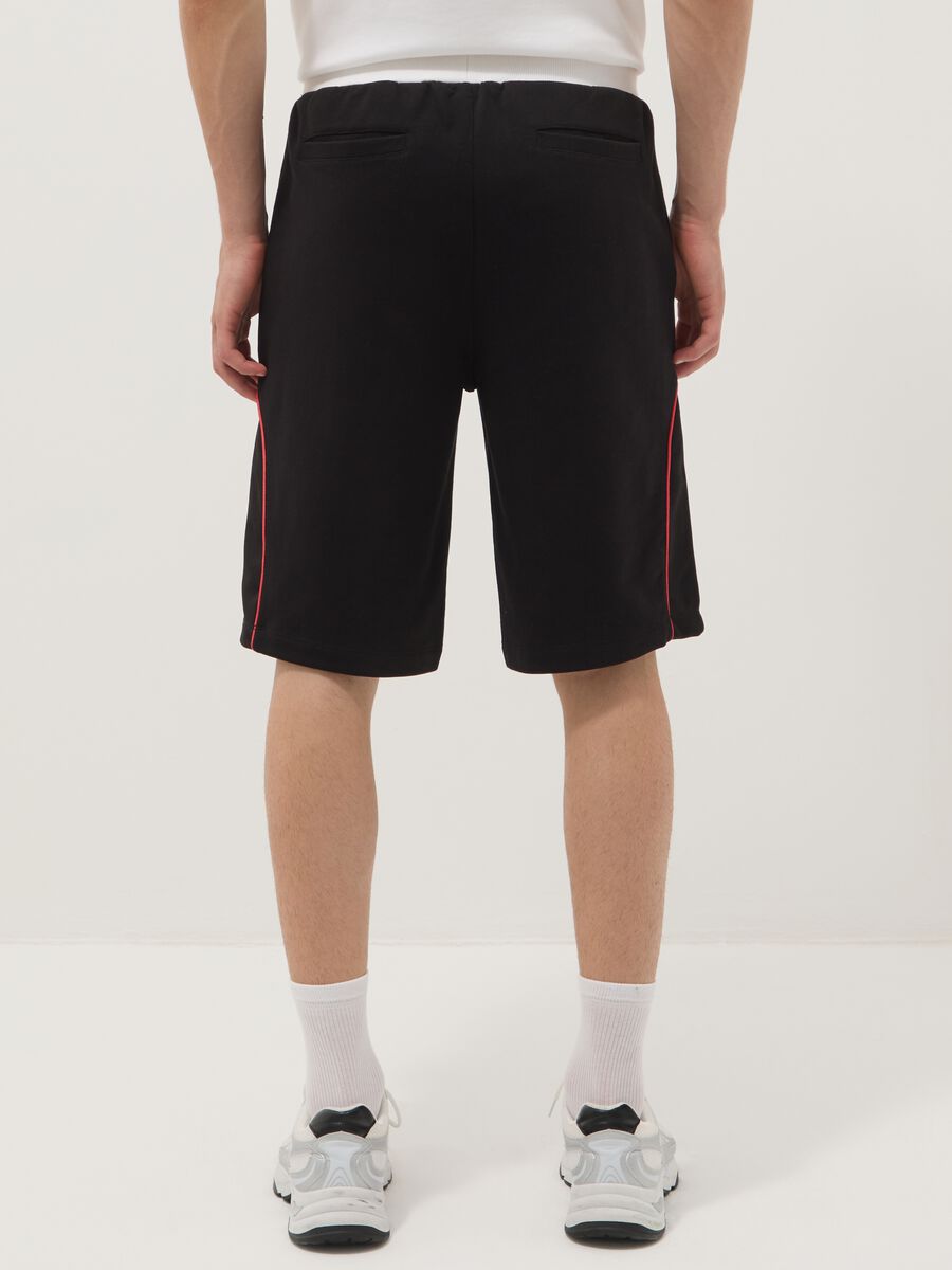 Black cotton-blend sports shorts, regular fit_2