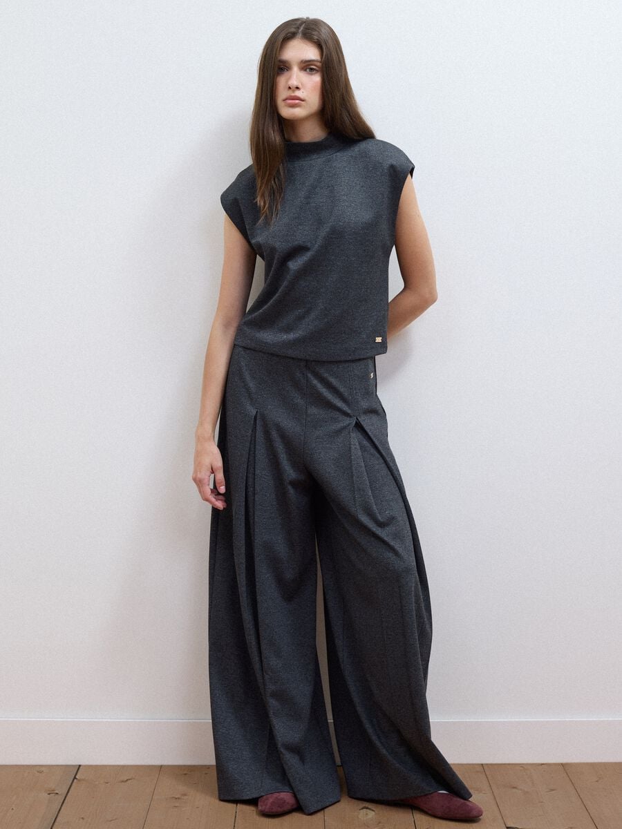 Grey formal stretch-viscose trousers with a baggy fit_0
