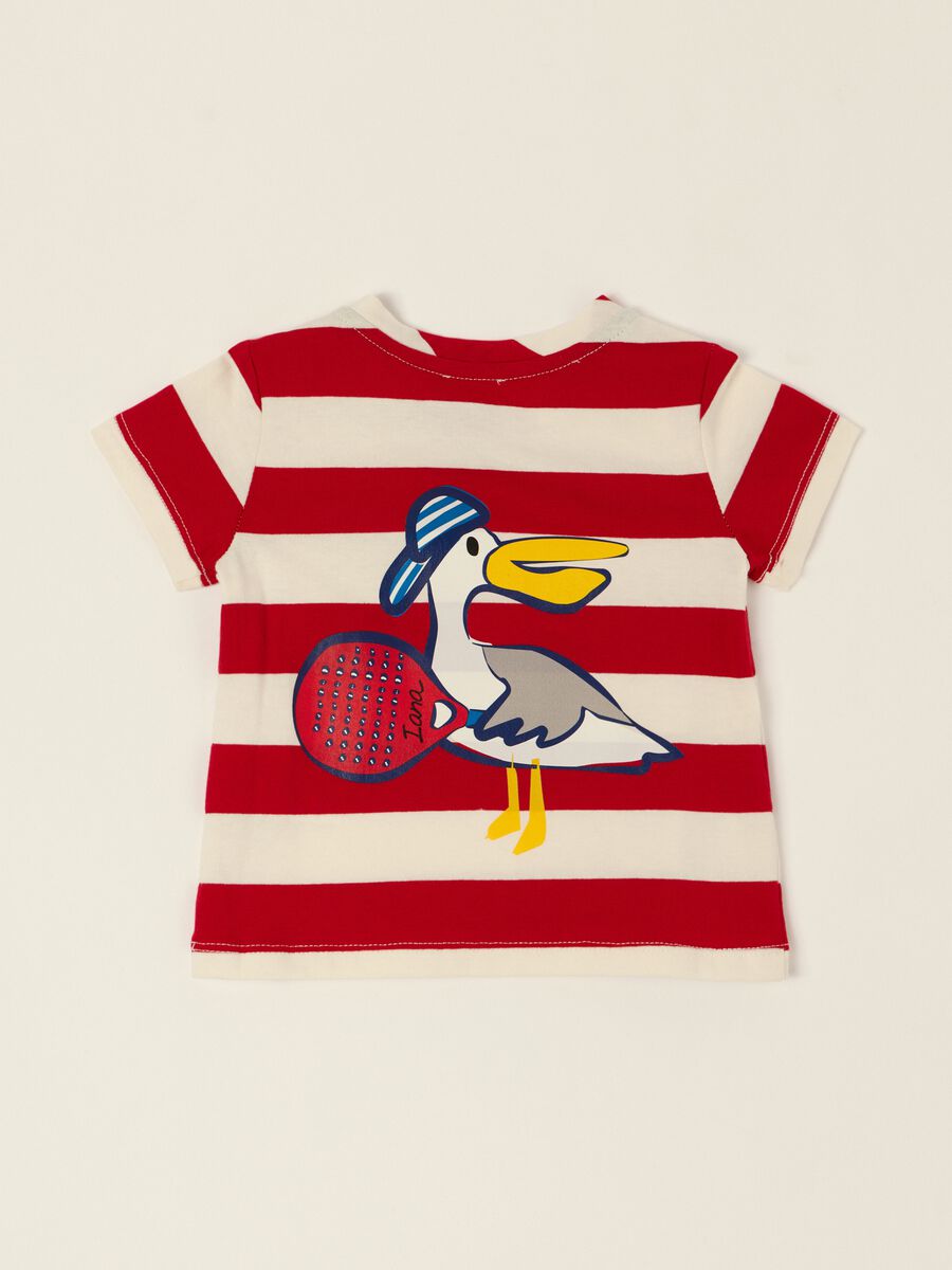 T-shirt a righe multicolor in puro cotone con disegno da neonato regular fit_2