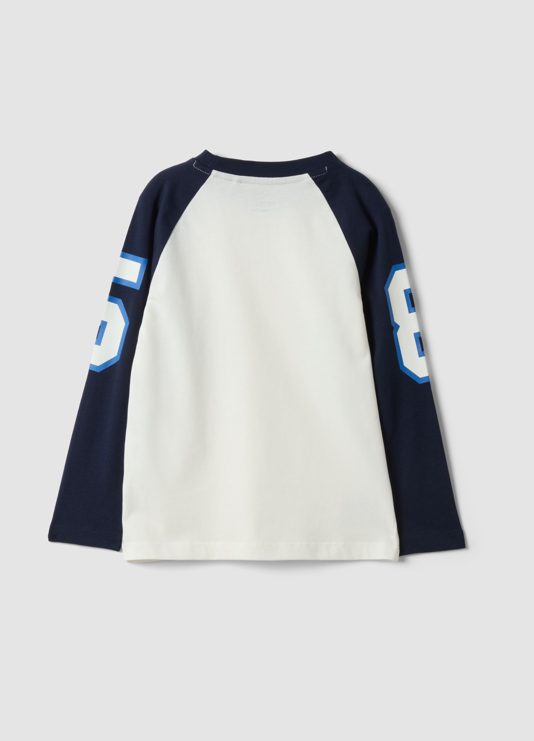White pure cotton boys&rsquo; T-shirt with crew neck and raglan sleeves