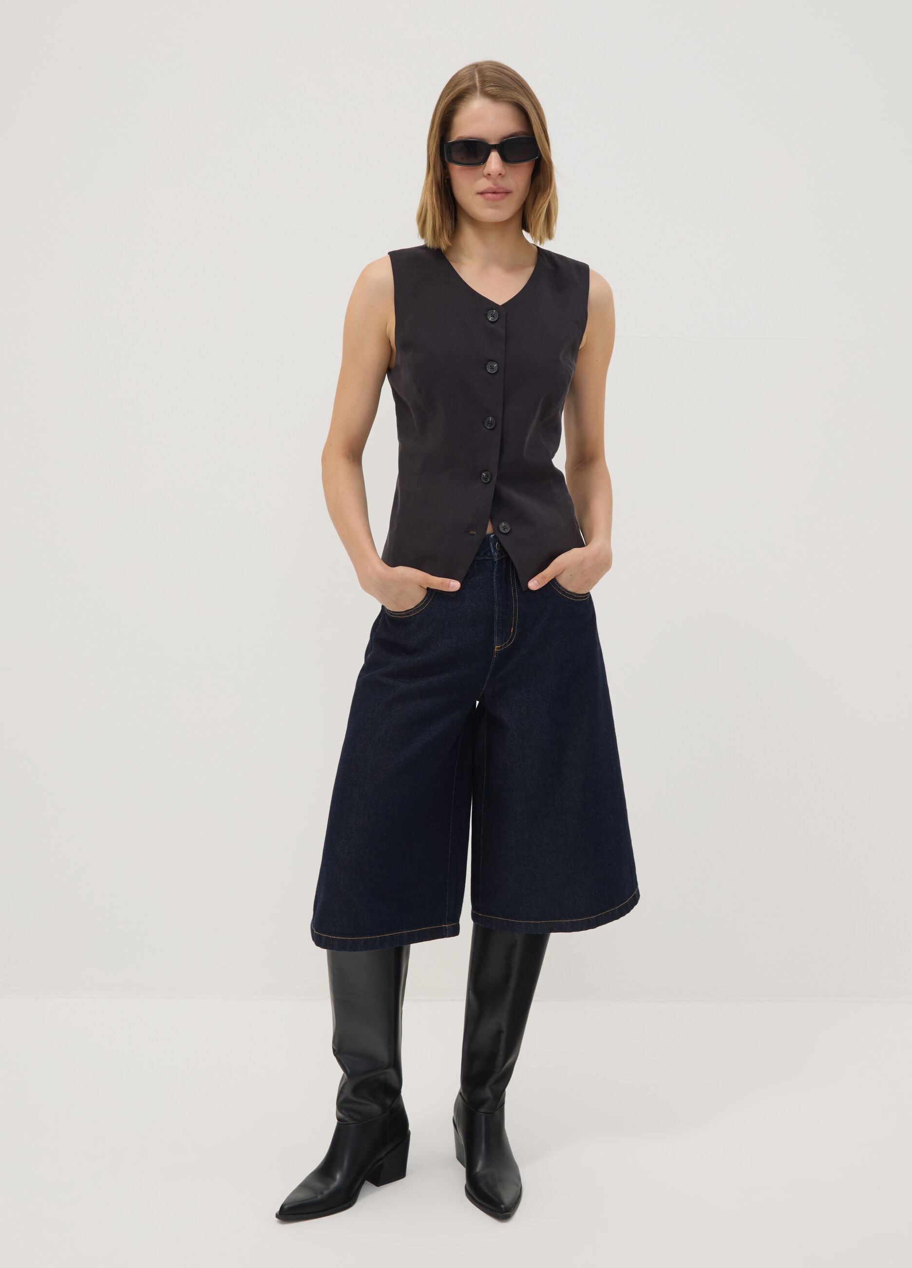 Bermuda denim blu in misto cotone e lyocell wide leg