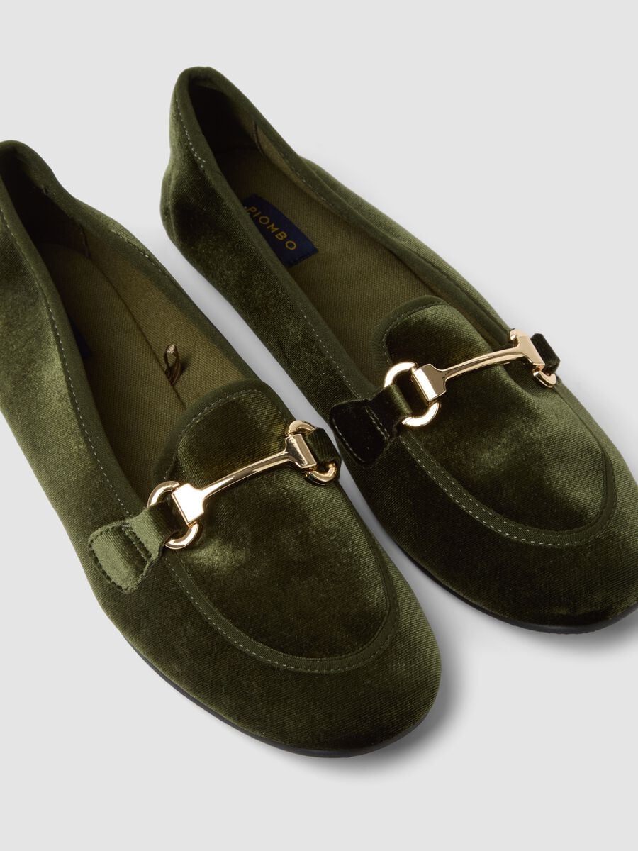 Green Friulane with gold-tone bit detail_1