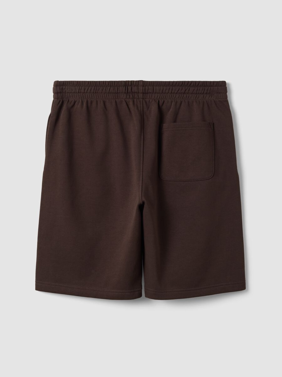 Shorts marrone in misto cotone con vita elasticizzata regular fit_1