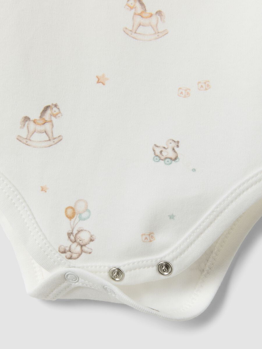 White organic cotton baby bodysuit with collar_2