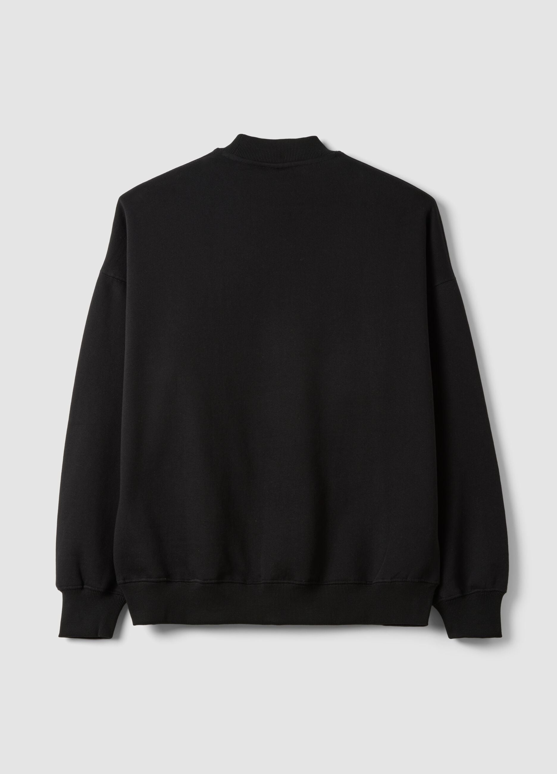 Black cotton-blend sweatshirt with front print, regular fit