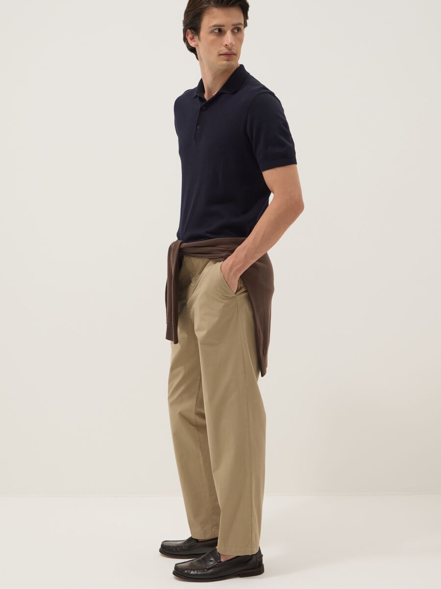 Pantaloni chino beige in puro cotone carrot fit_0