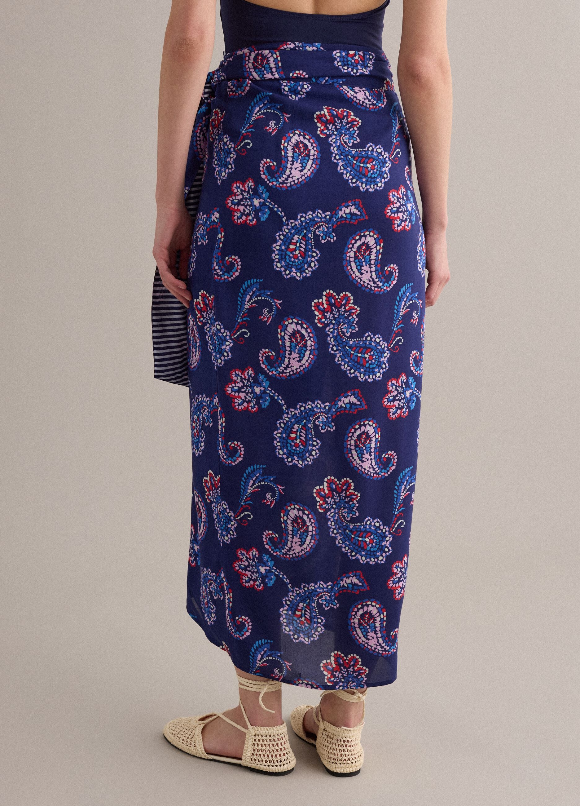 Blue pure viscose pareo with paisley print