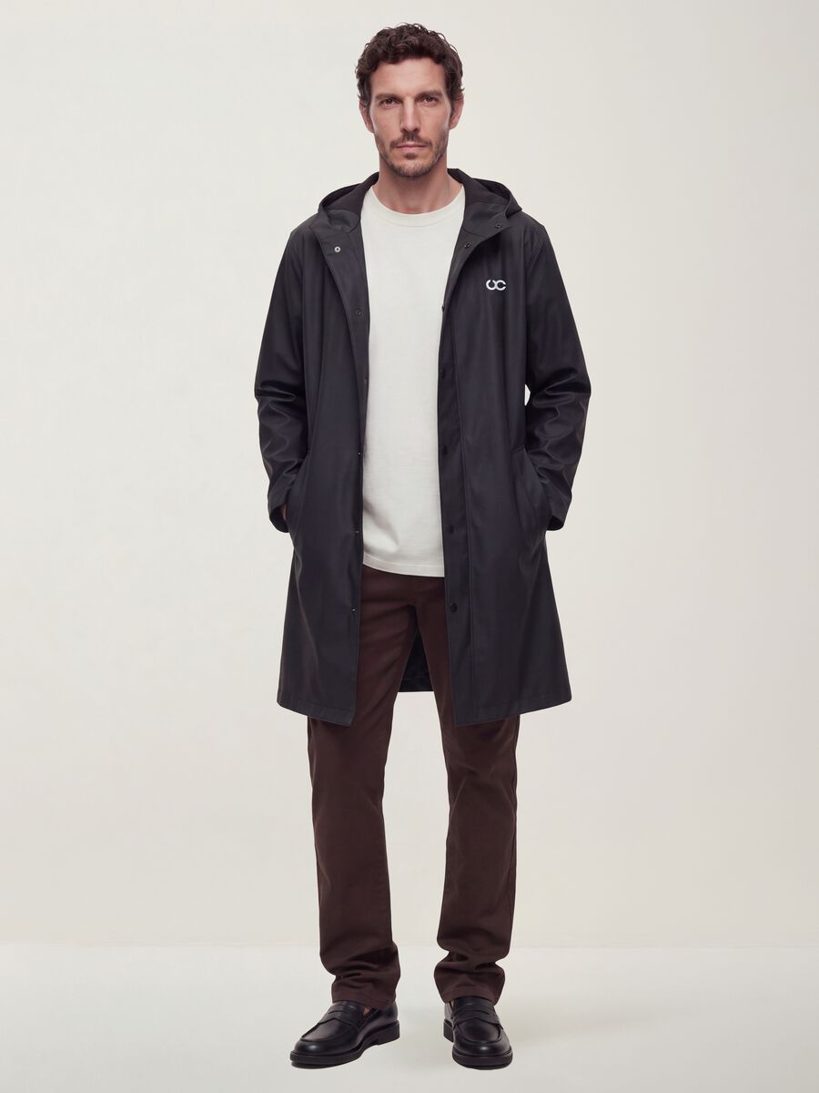 Impermeabile nero regular fit con zip_1