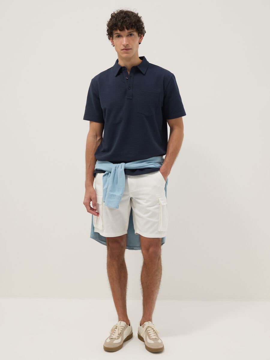 White pure cotton regular-fit cargo shorts_0