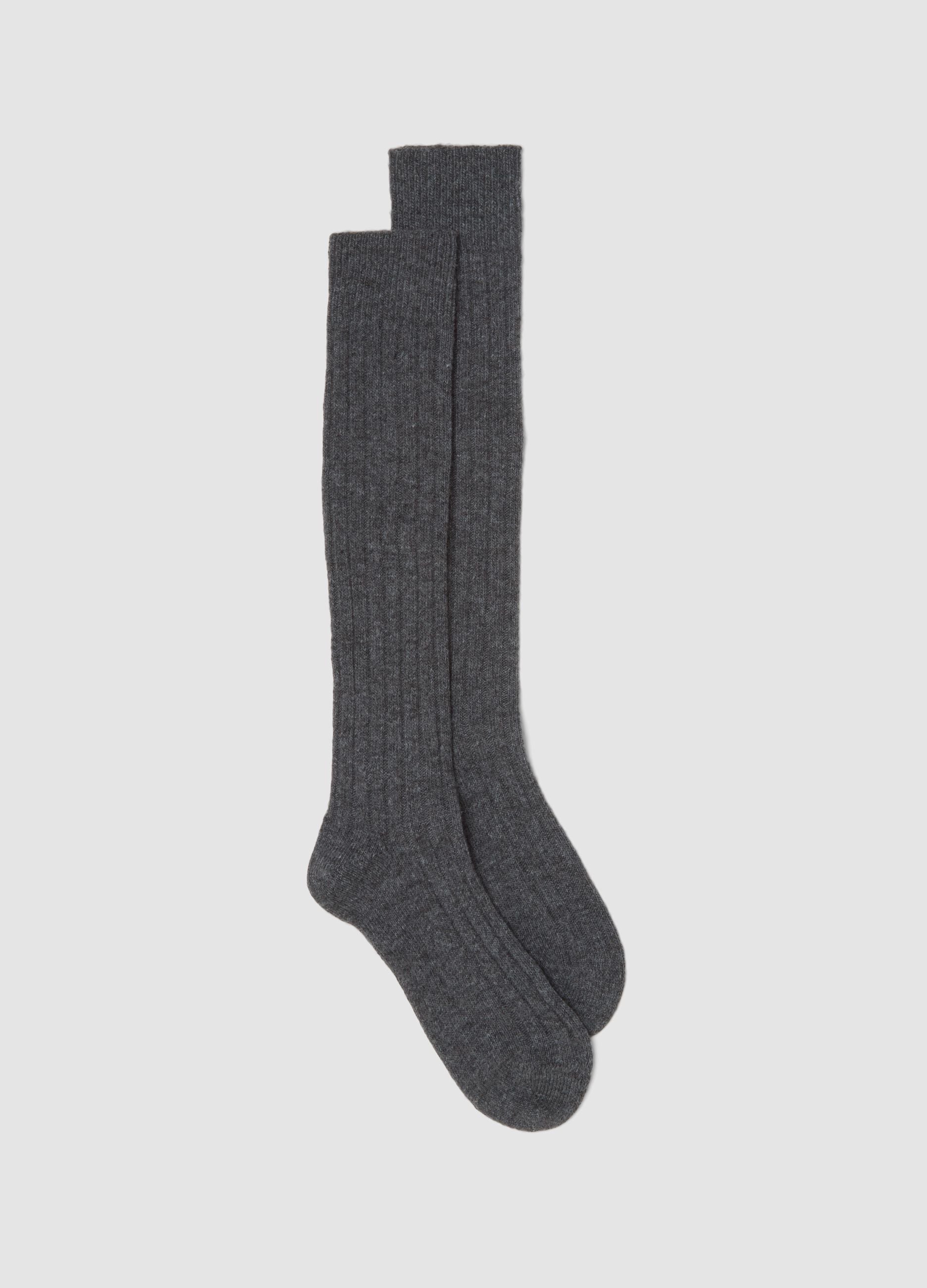 Long grey socks in wool, viscose and stretch cashmere