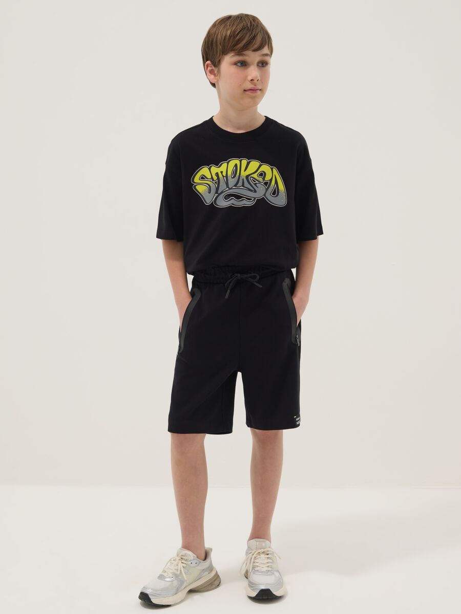 Black cotton-blend shorts with elasticated waist_0