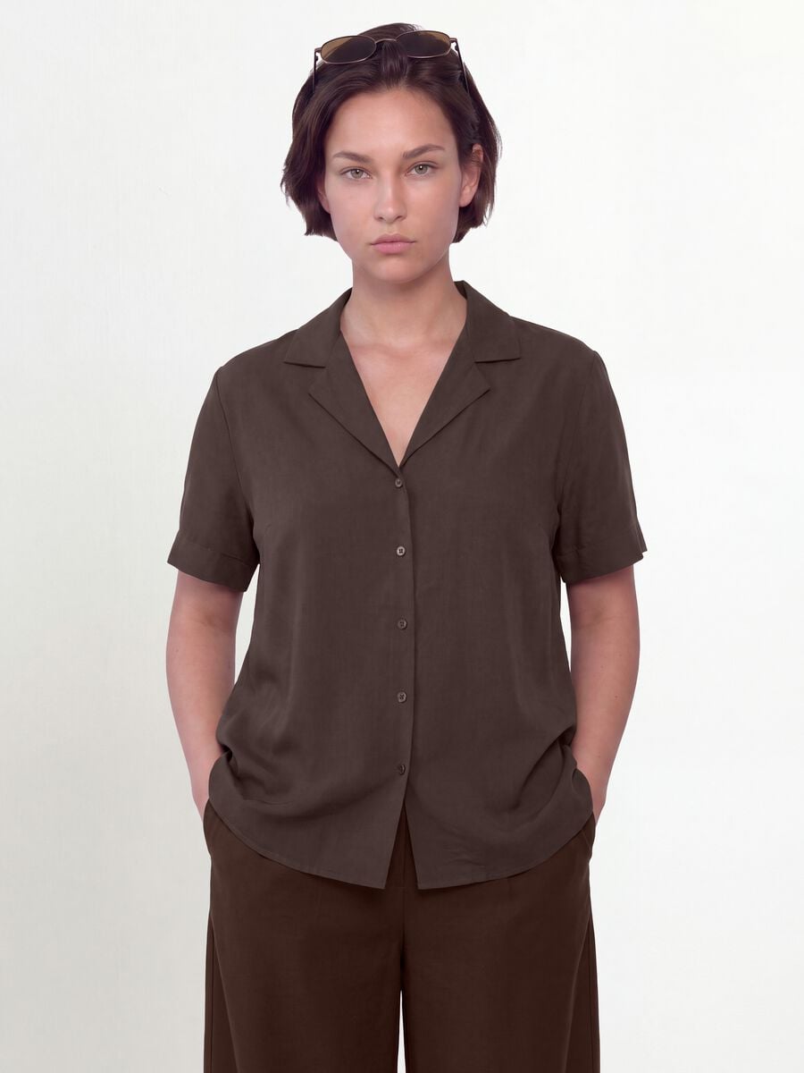 Brown oversized short-sleeve viscose-blend shirt_0