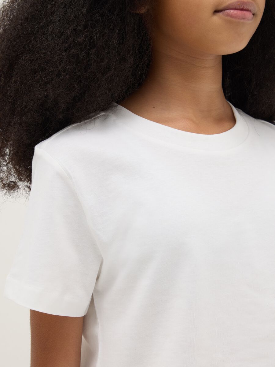 T-shirt in puro cotone bianca da ragazza boxy fit_2