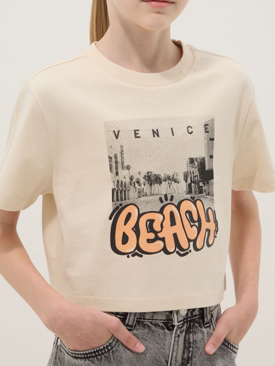 T-shirt beige a maniche corte in cotone organico_2