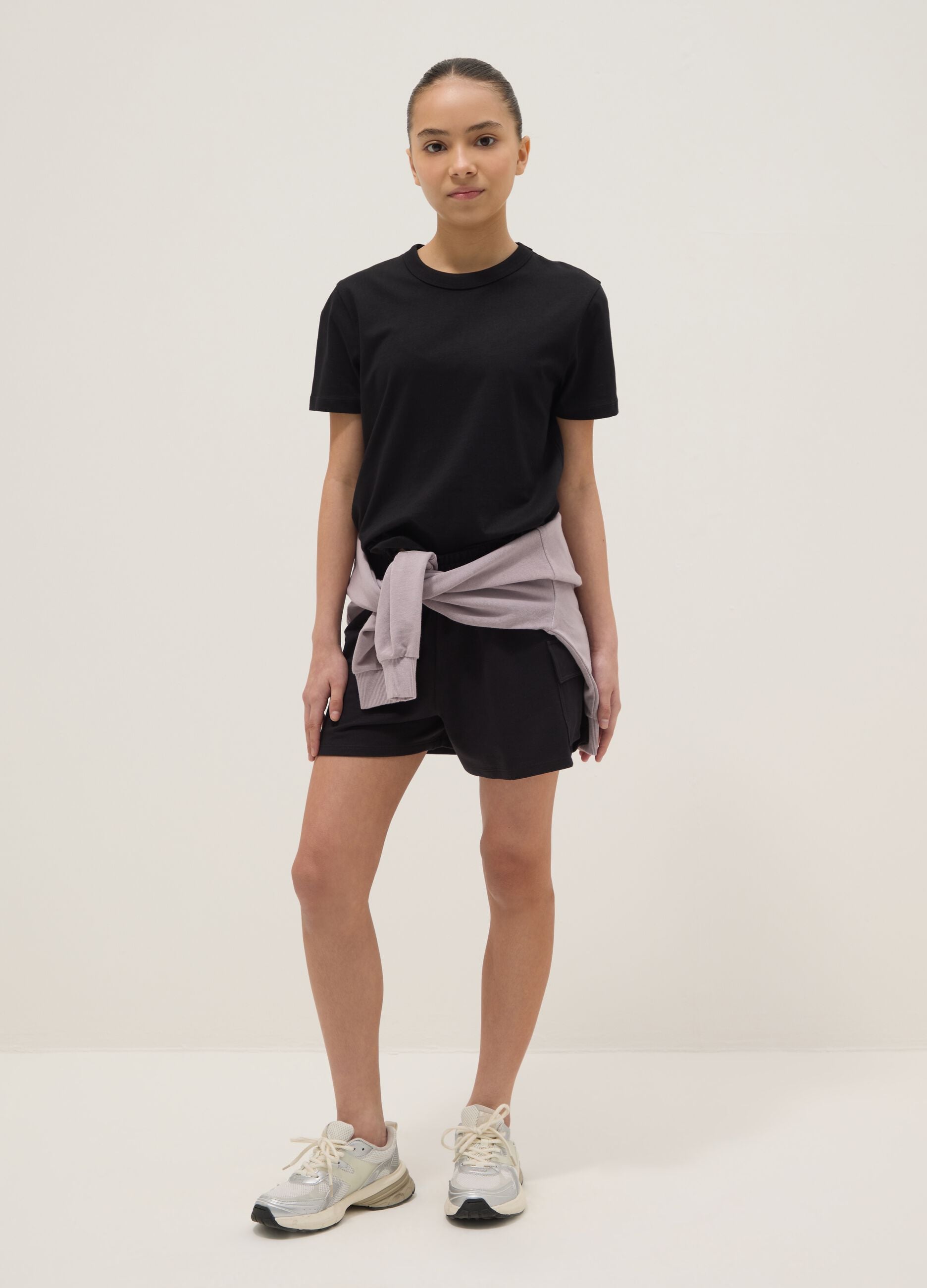 Girls' black cotton blend cargo shorts relaxed fit