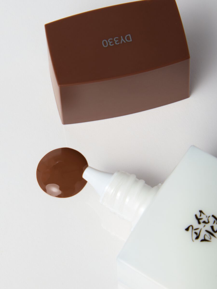 Tinted sunscreen with SPF - Korean skincare_1