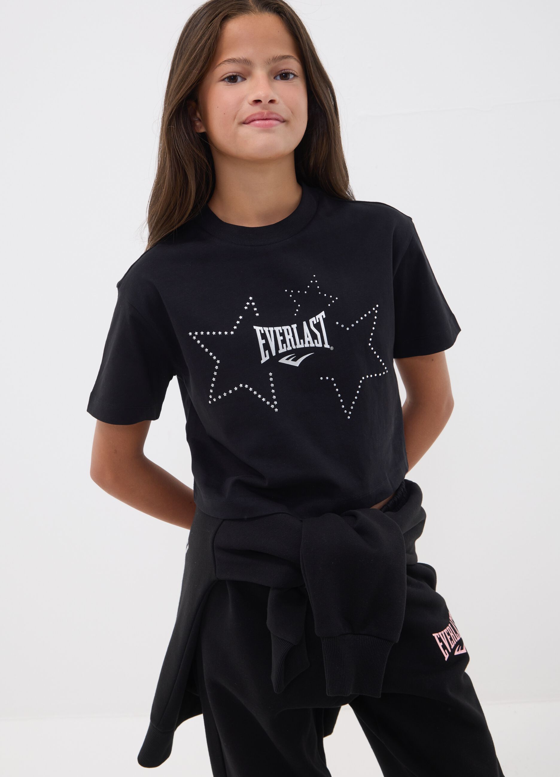 Girls&rsquo; cropped black pure cotton T-shirt with embellished stars