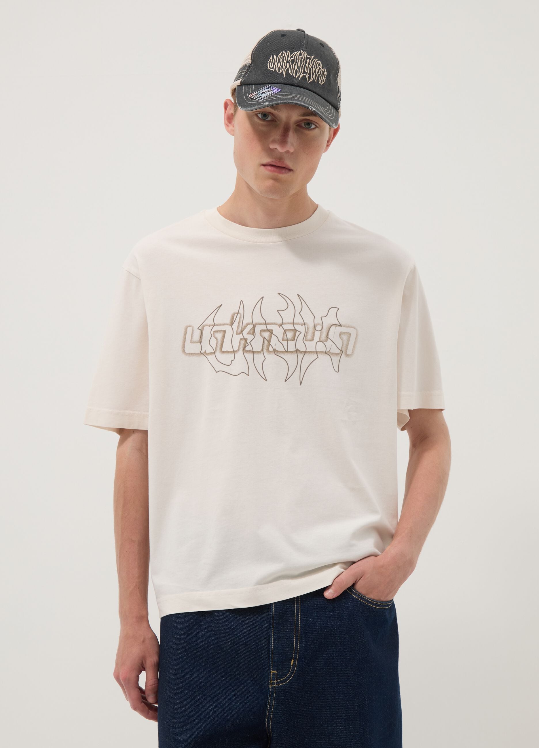 Beige pure cotton T-shirt with front print