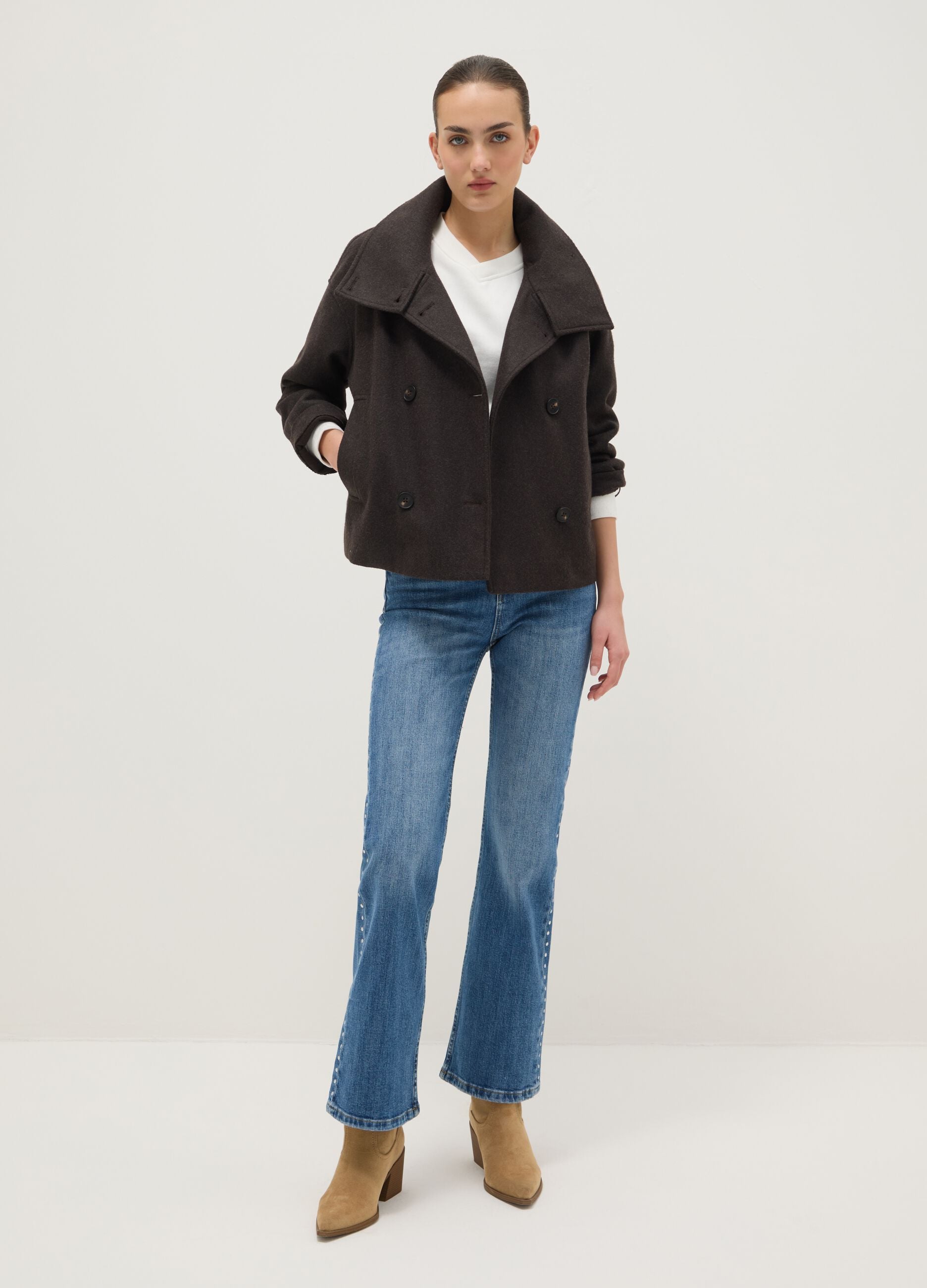 Brown regular fit coat with buttons