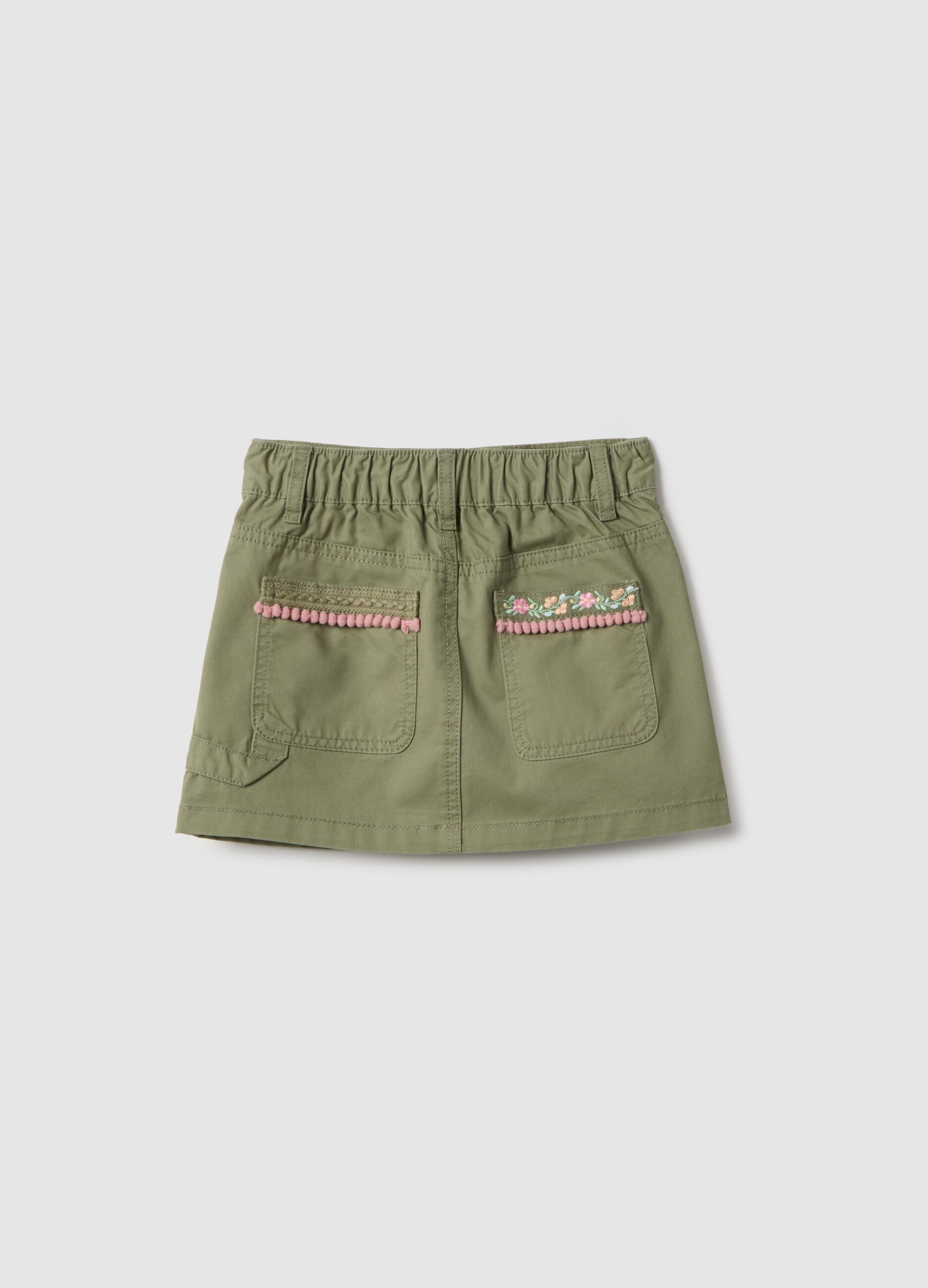 Girls' regular fit green cotton mini skirt with decorations