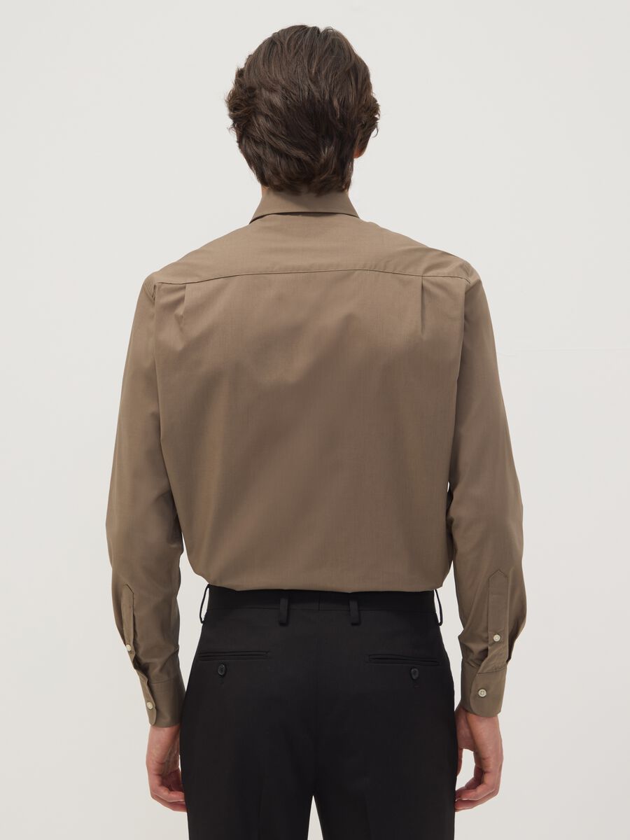 Brown regular-fit easy-iron button-down collar shirt_3