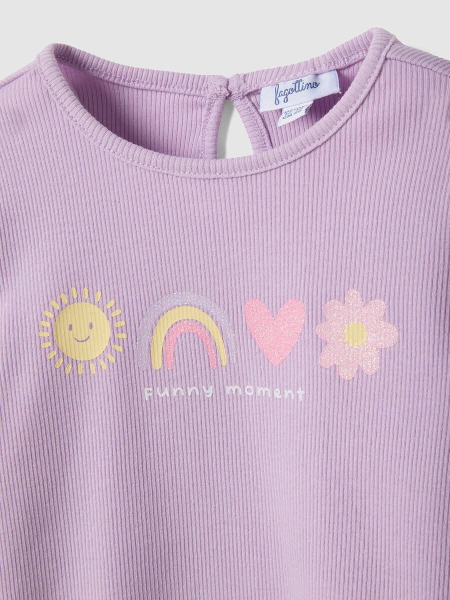 T-shirt in cotone elasticizzato viola da bimba con disegni_2