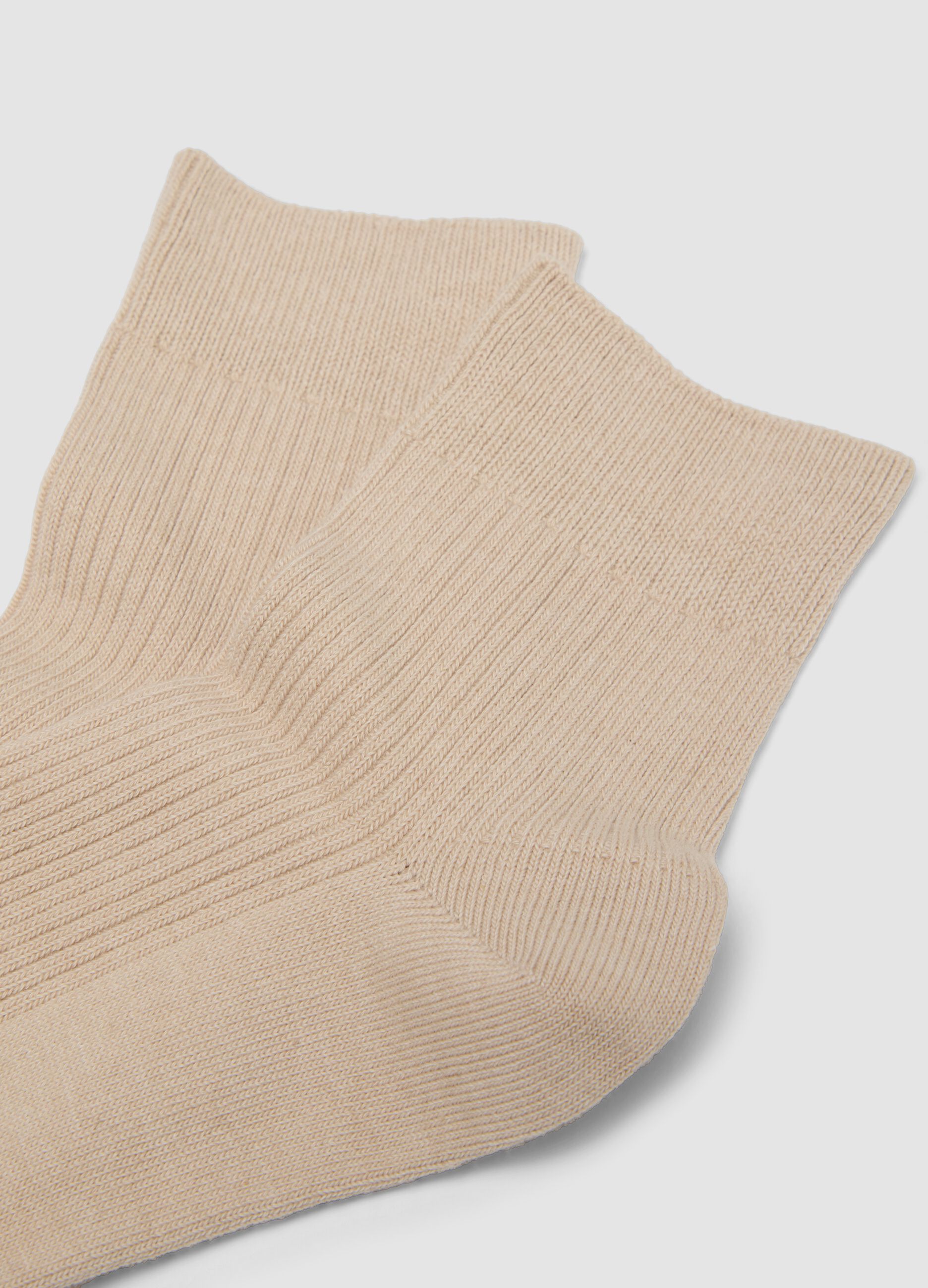 Beige ankle socks in stretch cotton