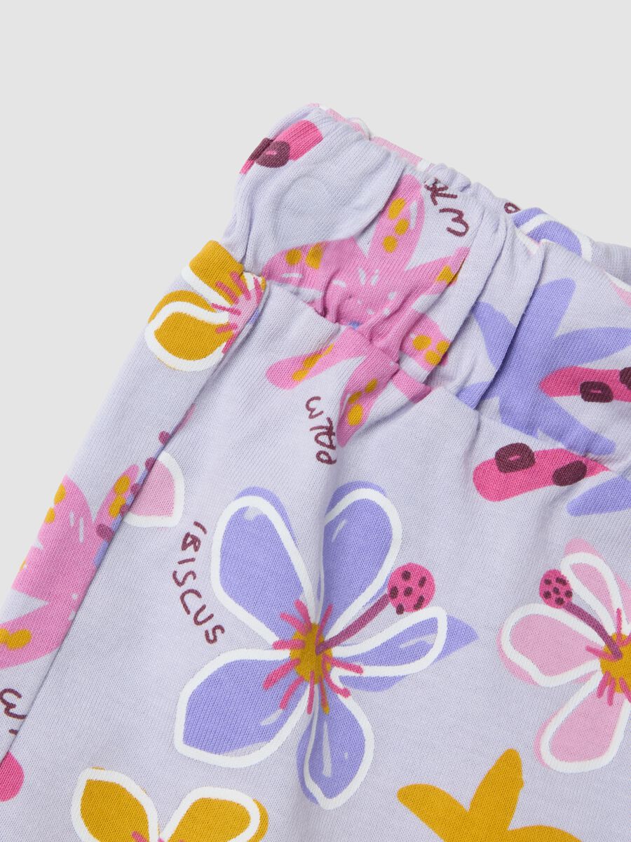 Purple organic cotton floral shorts for baby girl_3