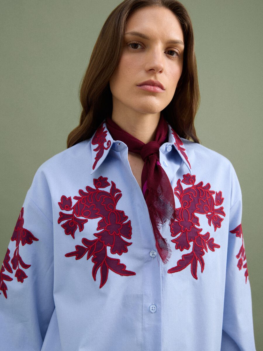 Light Blue Pure Cotton Poplin Shirt with Floral Embroidery, Regular Fit_0