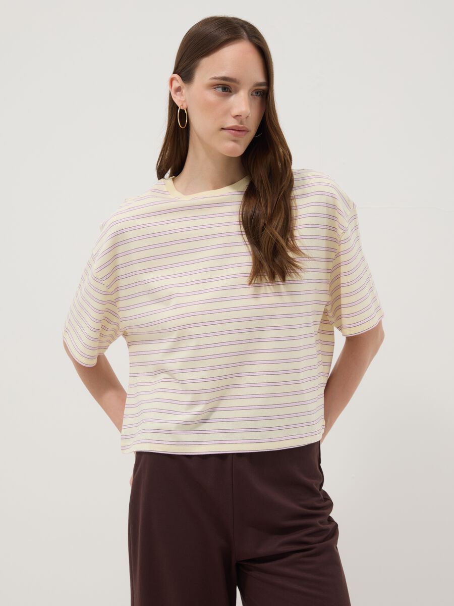 T-shirt gialla a righe rosa in puro cotone boxy fit_1
